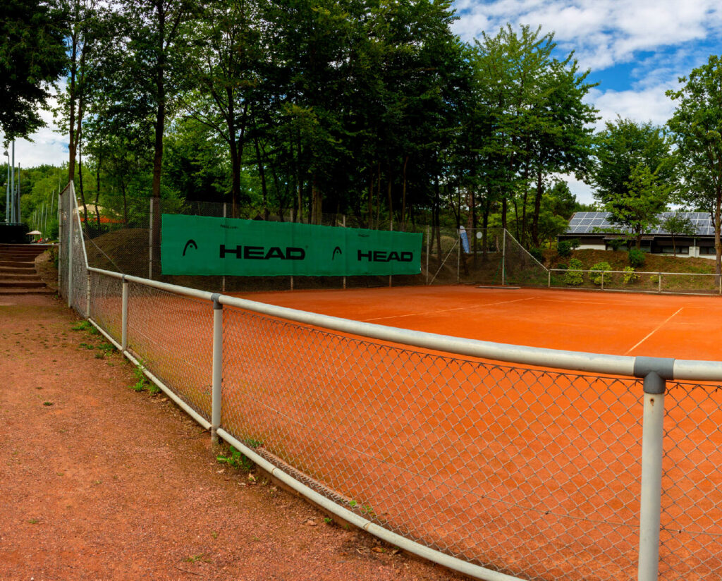 Ronny-Edelstein-Design-MediaSlider_1200x800-Marienburger-Sport-Club-MSC-Virtual_Tour-3-1